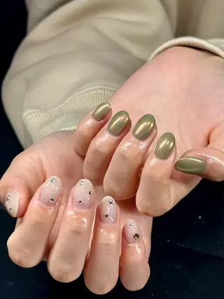 ネイル Eym. nailのネイルデザイン