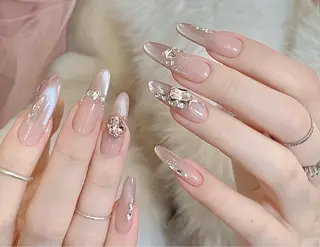 ネイル Luvia Ginzaのネイルデザイン