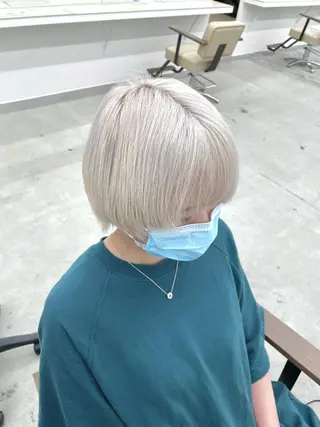 ショート カラー ✅ケアブリーチ✅ トヨオカ ノブヒデのヘアスタイル