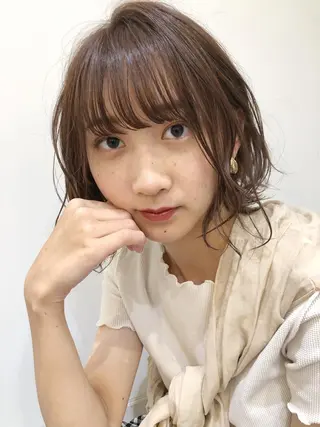 ミディアム カラー 大平 美沙のヘアスタイル