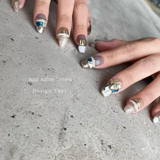 ネイル Tielu Yukiのネイルデザイン