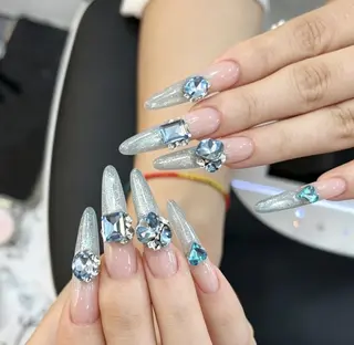 ネイル Molly _nailのネイルデザイン