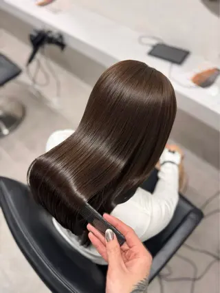 セミロング カラー ピンク/グレージュ 髪質改善SOMAのヘアスタイル