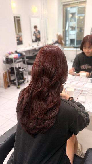 ロング 透明感×うる艶カラー 🍒𝐘𝐮𝐤𝐚のヘアスタイル