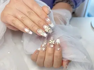ネイル Aura  Nail 長さだし/パラジェルのネイルデザイン
