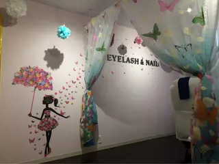 マツエク・マツパ BODY BRAND Vi +のマツエク・マツパデザイン