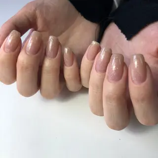 ネイル 【大人上品ネイル】 ゆい🌷のネイルデザイン