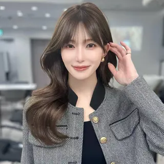 ロング 韓国ヘア🇰🇷／ 艶カラー鈴木萌愛🩶のヘアスタイル