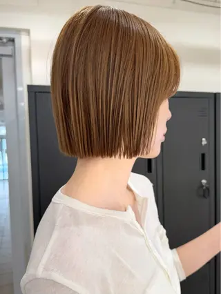 ショート カラー 切りっぱなしボブ/ ストレート須藤優真のヘアスタイル