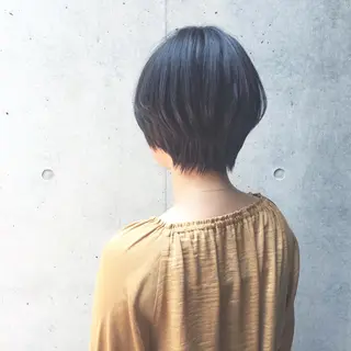 ショート カラー 井上 美奈子のヘアスタイル