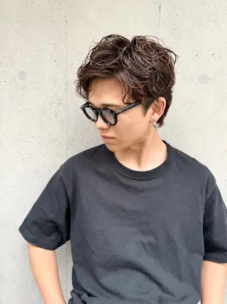 ショート パーマ メンズ 嶋佐 昌大 シマサマオのヘアスタイル