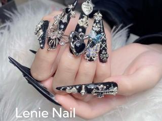 ネイル Lenie Nail Salonのネイルデザイン