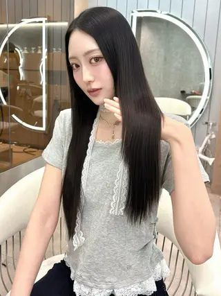 ロング ヘアアレンジ 大宮縮毛矯正🩵 レイヤー 佐藤和のヘアスタイル