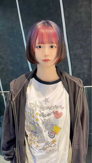 ミディアム ✩.*Aise⟡.· 艶カラー🐈⬛🩶のヘアスタイル