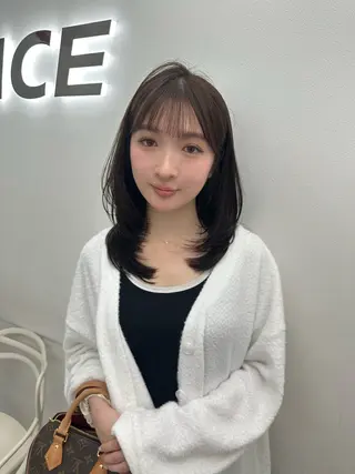 ミディアム カラー ヘアアレンジ 大人っぽ中韓レディ ヘア🤍MAOのヘアスタイル