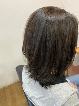 ミディアム Ayano_ Jill francのヘアスタイル