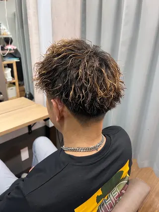 パーマ メンズ 岡野 綾のヘアスタイル