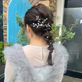 セミロング ヘアアレンジ 伊藤 玲衣のヘアスタイル