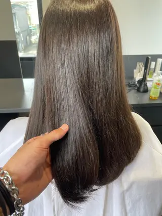 セミロング カラー 🖤JIN🖤久留米 ハイトーン 髪質改善のヘアスタイル