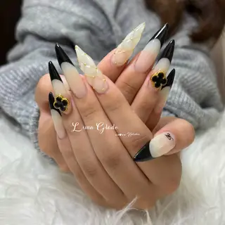 ネイル Luna Gladeのネイルデザイン
