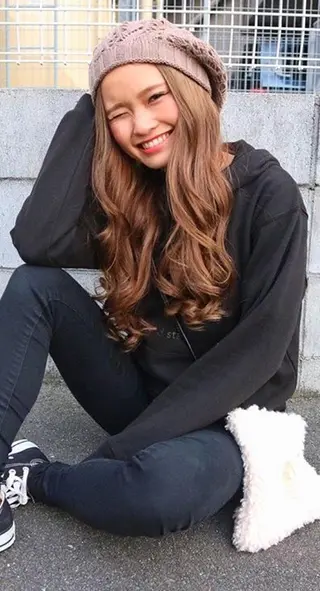 ロング カラー パーマ ヘアアレンジ Device ディバイスのヘアスタイル