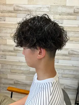パーマ メンズ 松本 恋実のヘアスタイル