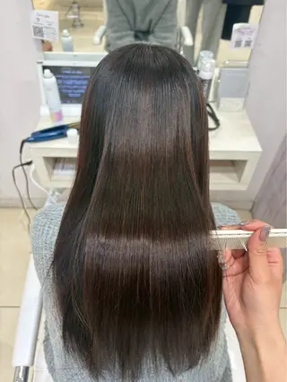 ロング [髪質改善カラー] 結城のヘアスタイル