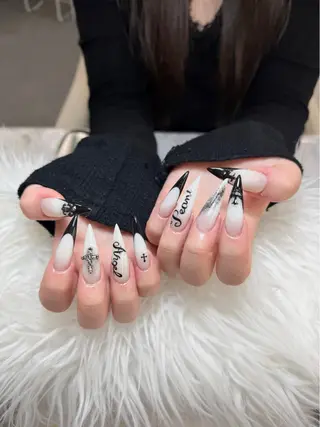 ネイル ANH ゴテゴテネイルサロンのネイルデザイン