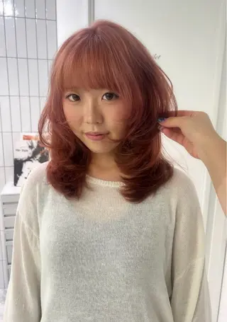 ロング カラー Risa／盛れる レイヤー／艶カラーのヘアスタイル