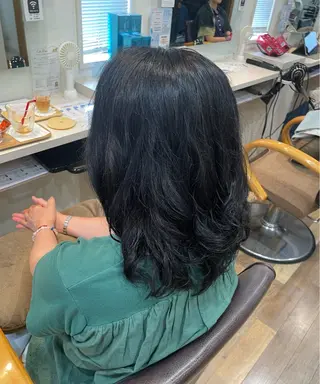 カラー ef 千枝芙貴のヘアスタイル