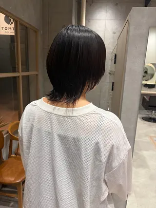 ミディアム AMI ウルフ/ショートのヘアスタイル