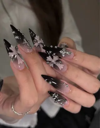 ネイル NiJi Nailsのネイルデザイン