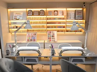 ネイル トイ コナミのネイルデザイン
