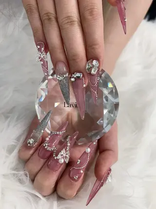 ロング Lavia akaneのネイルデザイン