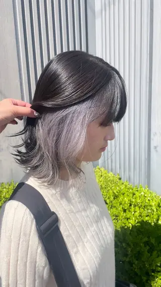 カラー Mii. 内田萌々のヘアスタイル