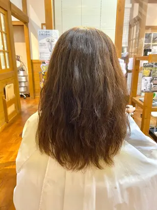 ロング 氷見 早祐香のヘアスタイル
