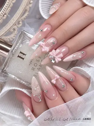ネイル Mina Aurea Nailのネイルデザイン