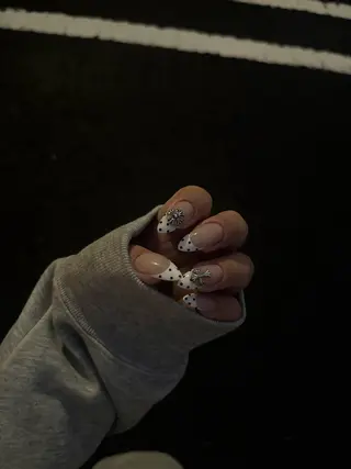 ネイル en.nail⭐︎ 丹波橋のネイルデザイン