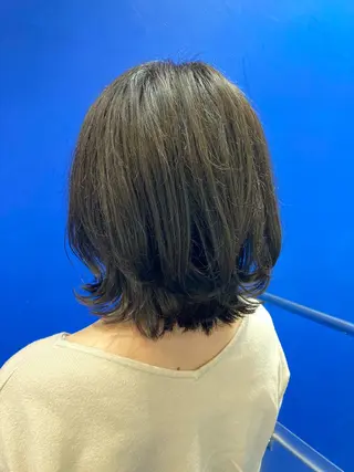 ミディアム カラー 渡邉 燎のヘアスタイル