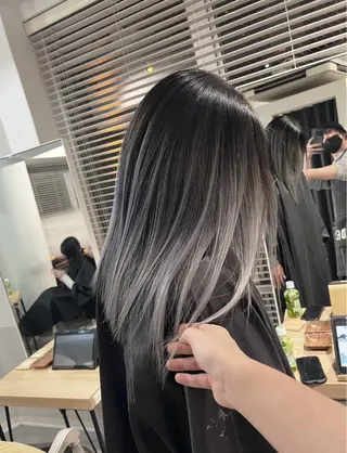 セミロング カラー 指名数No.1 /NAOYAのヘアスタイル