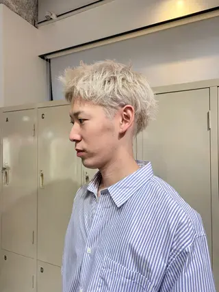 カラー メンズ 🧤高明度ハイトーン 🧤莉音のヘアスタイル