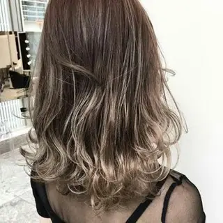 セミロング カラー 髪質改善特化 サロン✨代表HIROのヘアスタイル