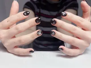 ネイル アオイ リンのネイルデザイン
