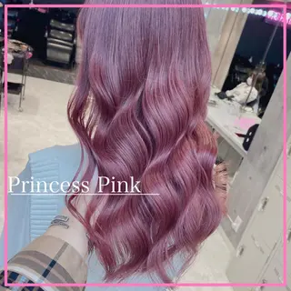 セミロング カラー ヘアアレンジ 🐚🧸 MAKI 🧸🐚のヘアスタイル