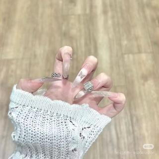 ネイル イブ ネイリのネイルデザイン