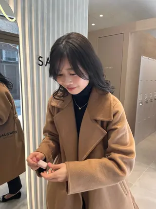 ロング カラー ユウ 二子玉川駅 半個室サロンのヘアスタイル