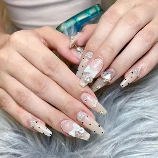 ネイル ANH ゴテゴテネイルのネイルデザイン