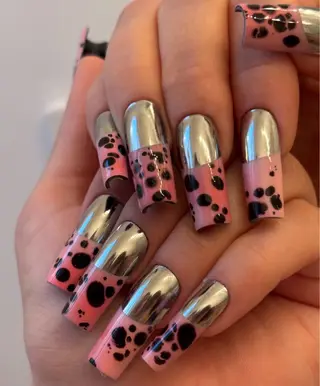 ネイル Noél_ Noaのネイルデザイン