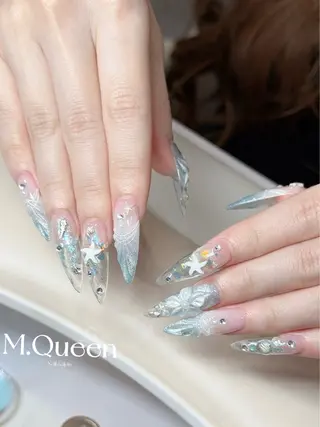 ネイル MQueen ネイルサロンマルのネイルデザイン