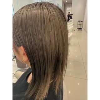 カラー ASAKI Earthのヘアスタイル